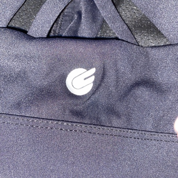 Women’s Sports Bra with Zippered front closure and Racer Back Straps Size 32C** - Picture 4 of 5